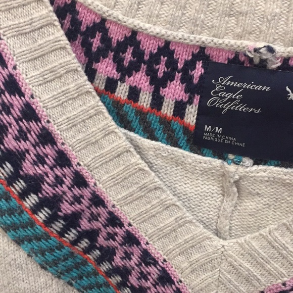 American Eagle Sweater - Picture 3 of 3